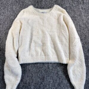 Hollister White Sweater - fuzzy